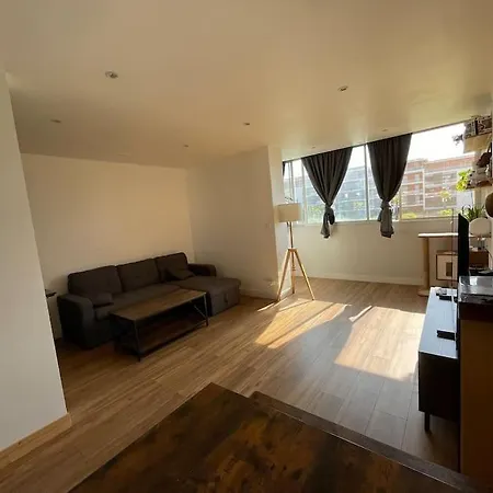 Apartment Joli Duplex De 75m2 A 10mn A Pieds De La Le Lavandou